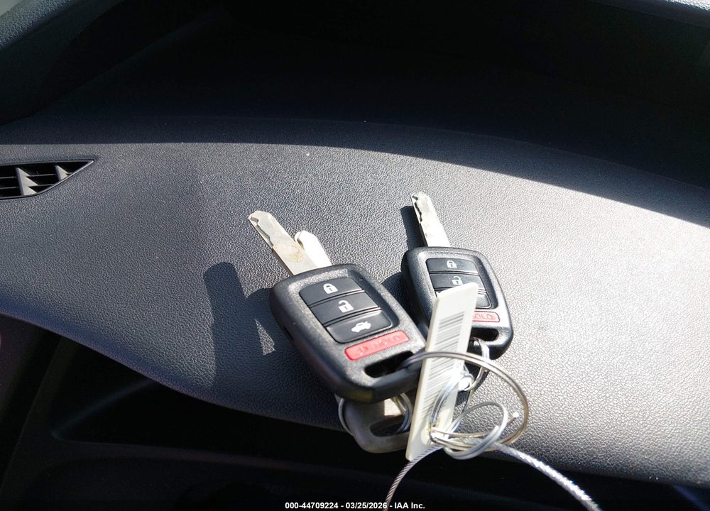 2014 HONDA CIVIC LX VIN: 19XFB2F55EE209459