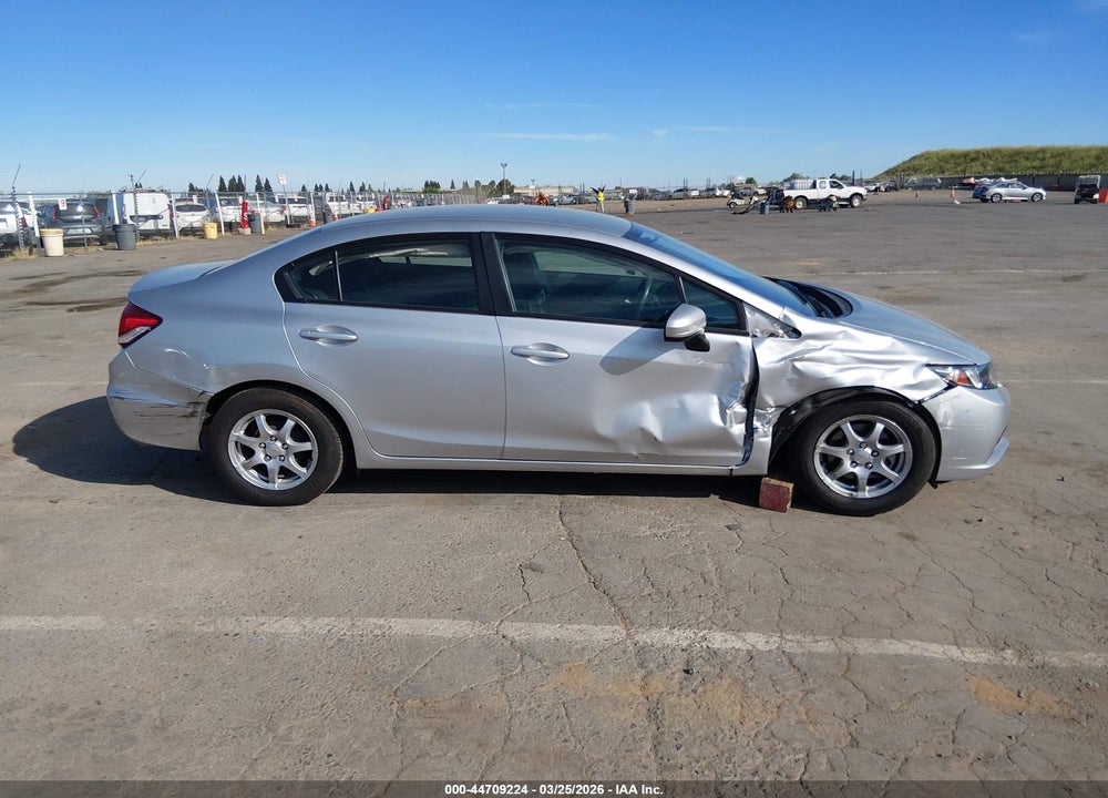 2014 HONDA CIVIC LX VIN: 19XFB2F55EE209459