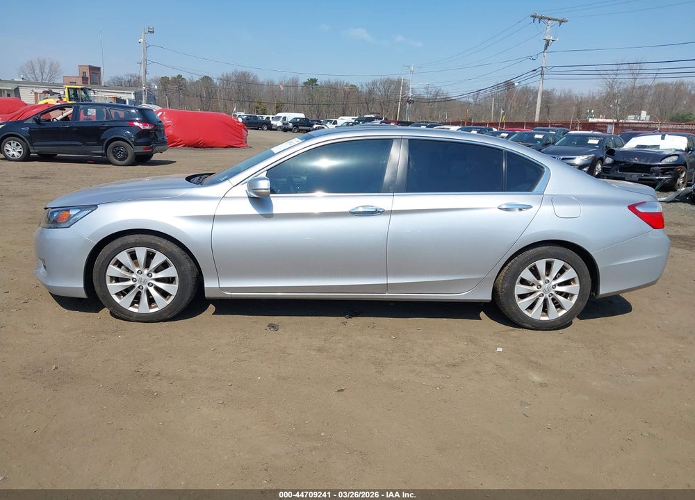 2015 HONDA ACCORD EX VIN: 1HGCR2F74FA108578