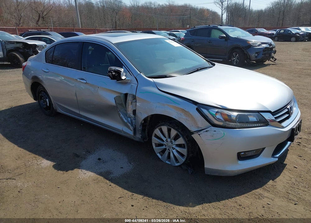 2015 HONDA ACCORD EX VIN: 1HGCR2F74FA108578