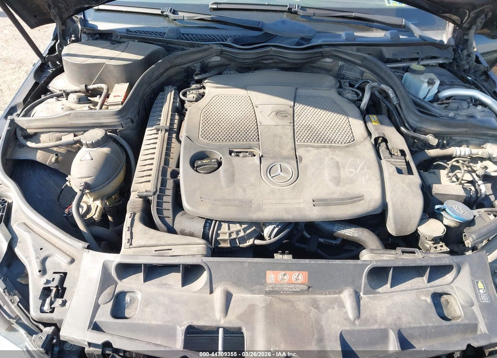 2013 MERCEDES-BENZ C 350 SPORT 4MATIC VIN: WDDGJ8JB4DG068363