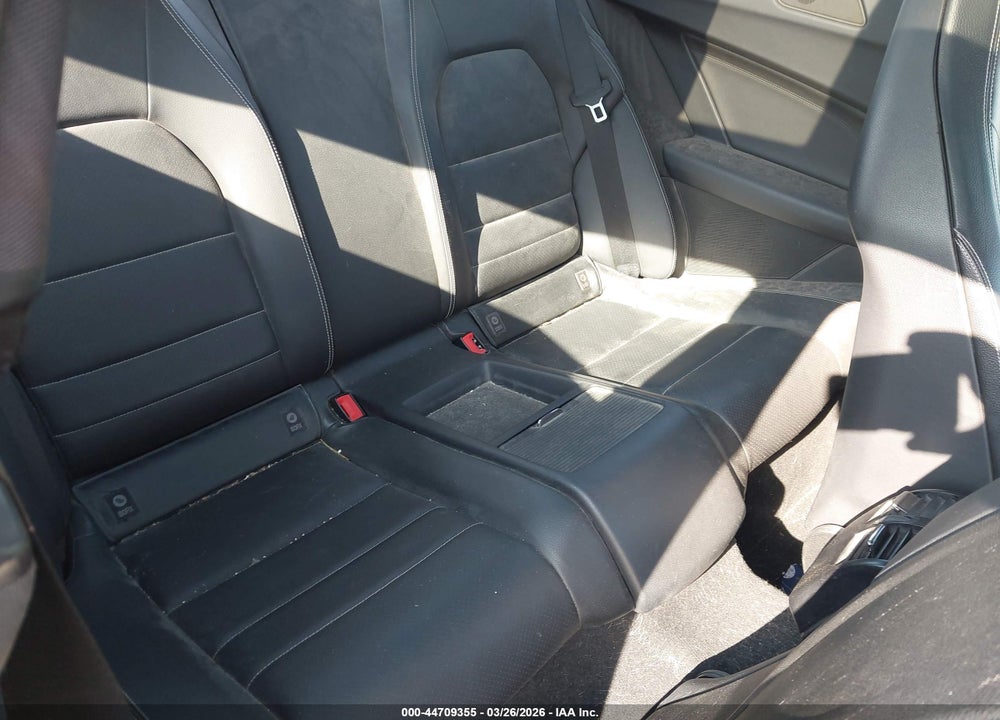 2013 MERCEDES-BENZ C 350 SPORT 4MATIC VIN: WDDGJ8JB4DG068363