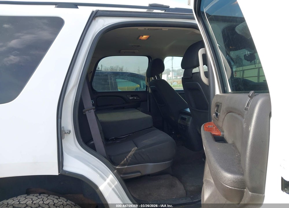 2012 CHEVROLET TAHOE LS VIN: 1GNSKAE07CR186337