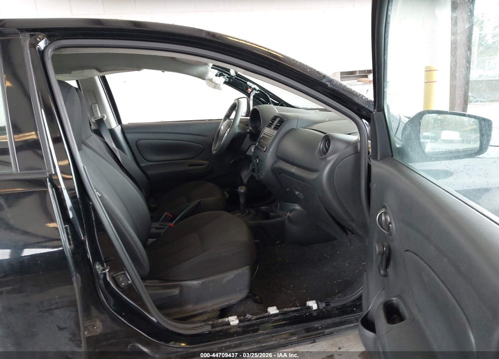 2017 NISSAN VERSA 1.6 S+ VIN: 3N1CN7AP1HL869632