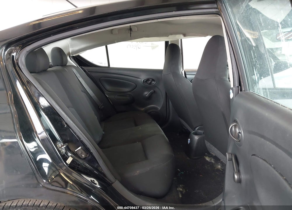 2017 NISSAN VERSA 1.6 S+ VIN: 3N1CN7AP1HL869632