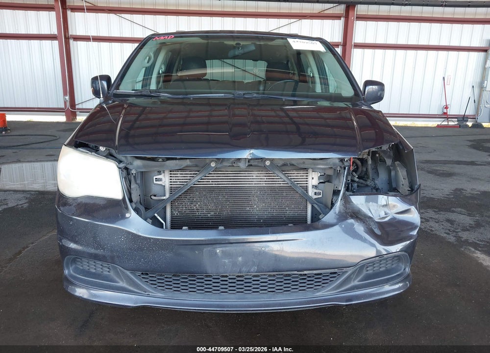 2014 DODGE GRAND CARAVAN SXT/SXT 30TH ANNIVERSARY VIN: 2C4RDGCG8ER341592