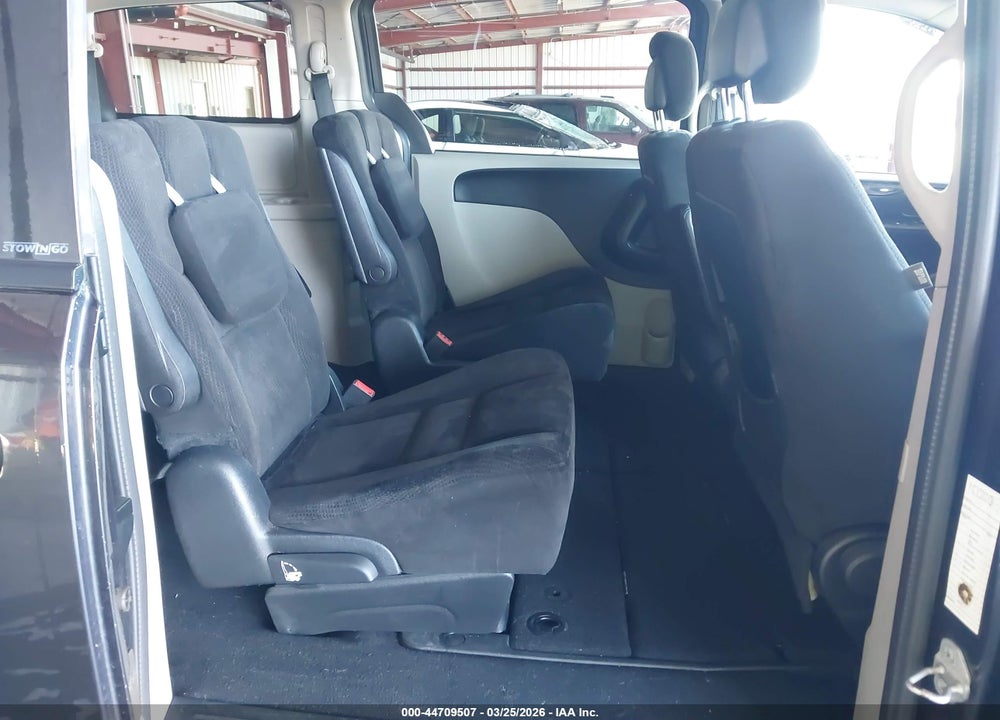2014 DODGE GRAND CARAVAN SXT/SXT 30TH ANNIVERSARY VIN: 2C4RDGCG8ER341592
