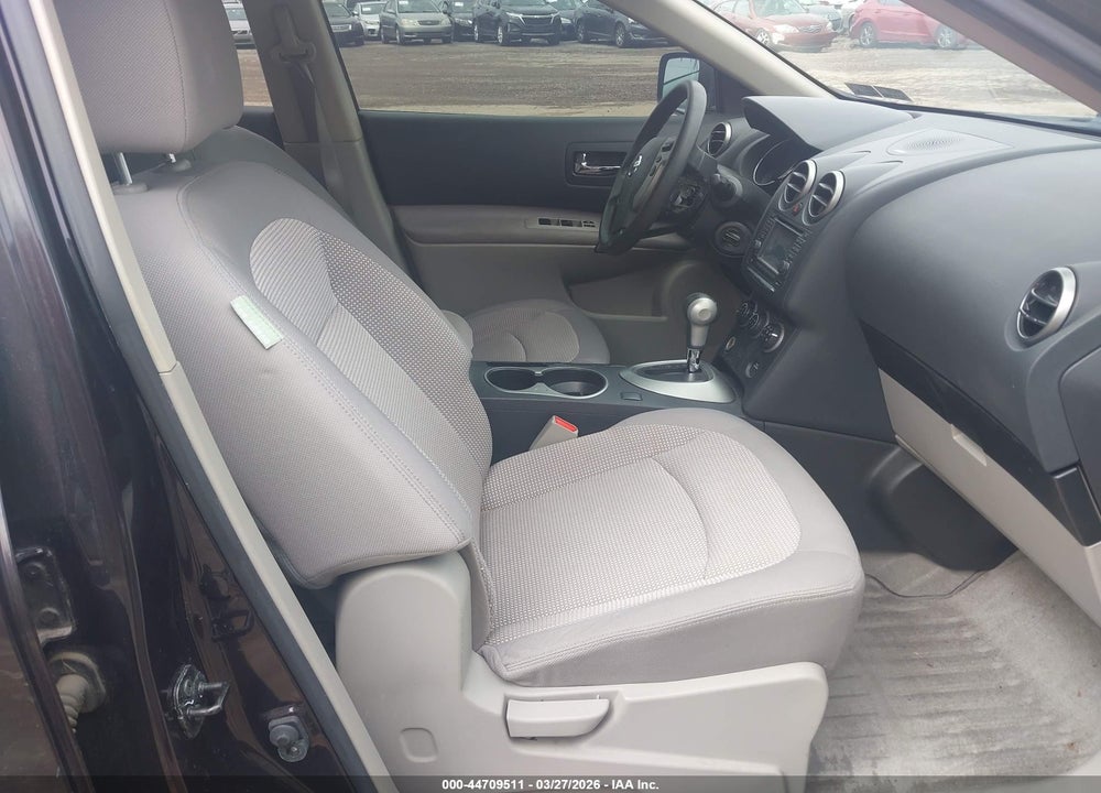 2013 NISSAN ROGUE SV VIN: JN8AS5MV2DW629526