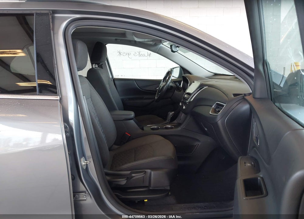 2018 CHEVROLET EQUINOX LT VIN: 3GNAXUEU9JL330069