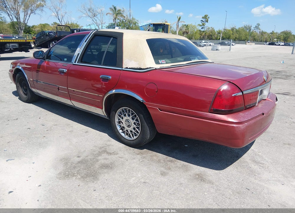 2000 MERCURY GRAND MARQUIS GS VIN: 2MEFM74W3YX675424