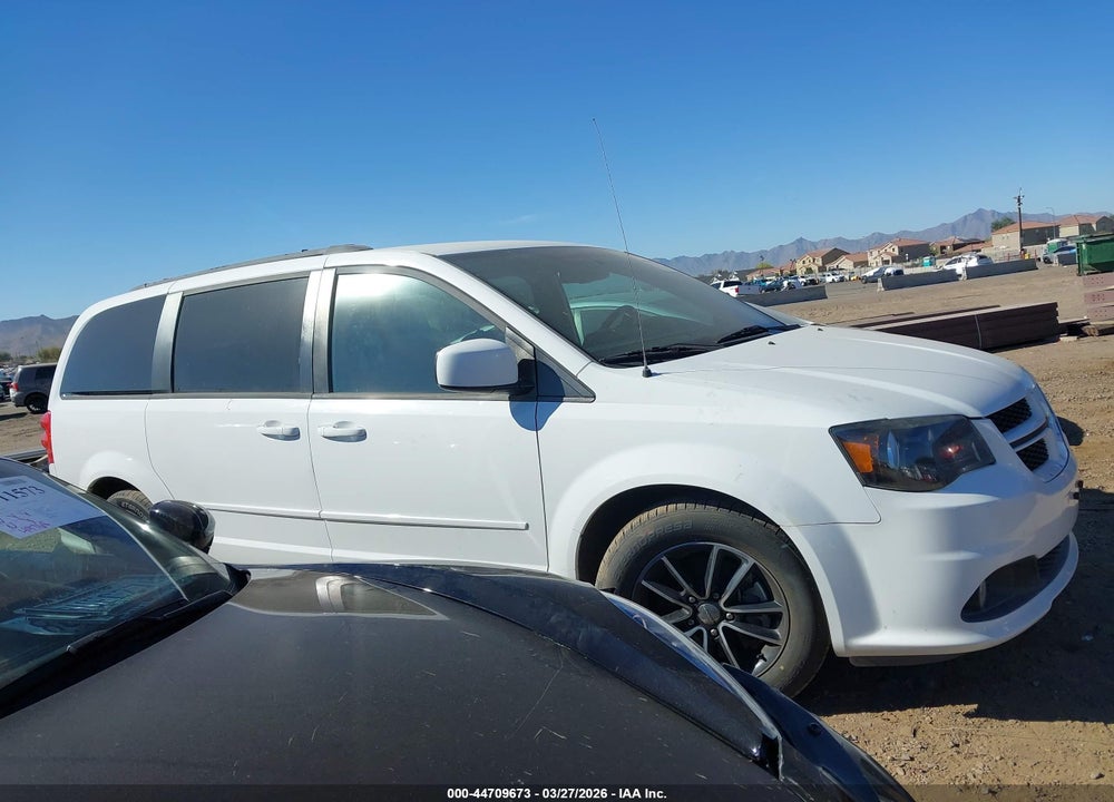2017 DODGE GRAND CARAVAN GT VIN: 2C4RDGEG6HR694236