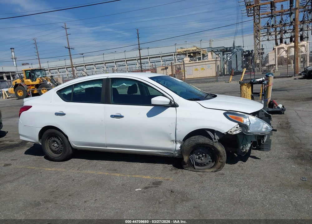 2017 NISSAN VERSA 1.6 SV VIN: 3N1CN7AP0HL836718
