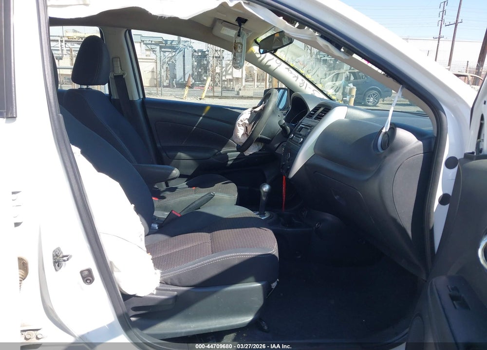 2017 NISSAN VERSA 1.6 SV VIN: 3N1CN7AP0HL836718