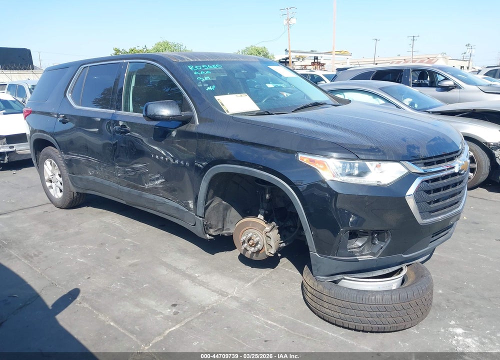 2019 CHEVROLET TRAVERSE LS VIN: 1GNERFKW1KJ276868