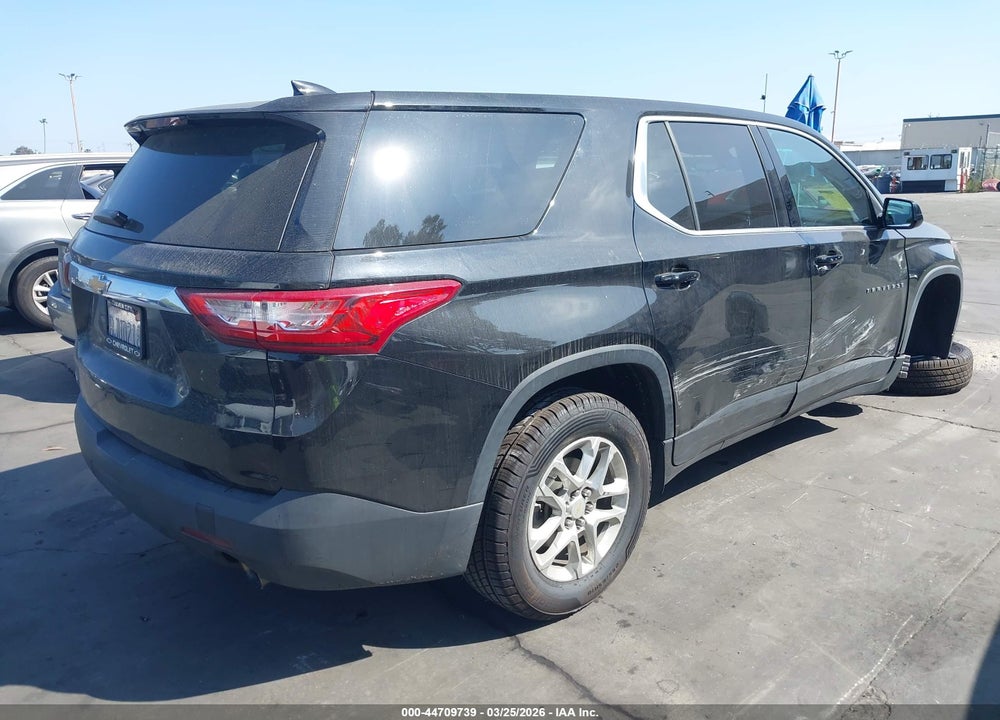 2019 CHEVROLET TRAVERSE LS VIN: 1GNERFKW1KJ276868