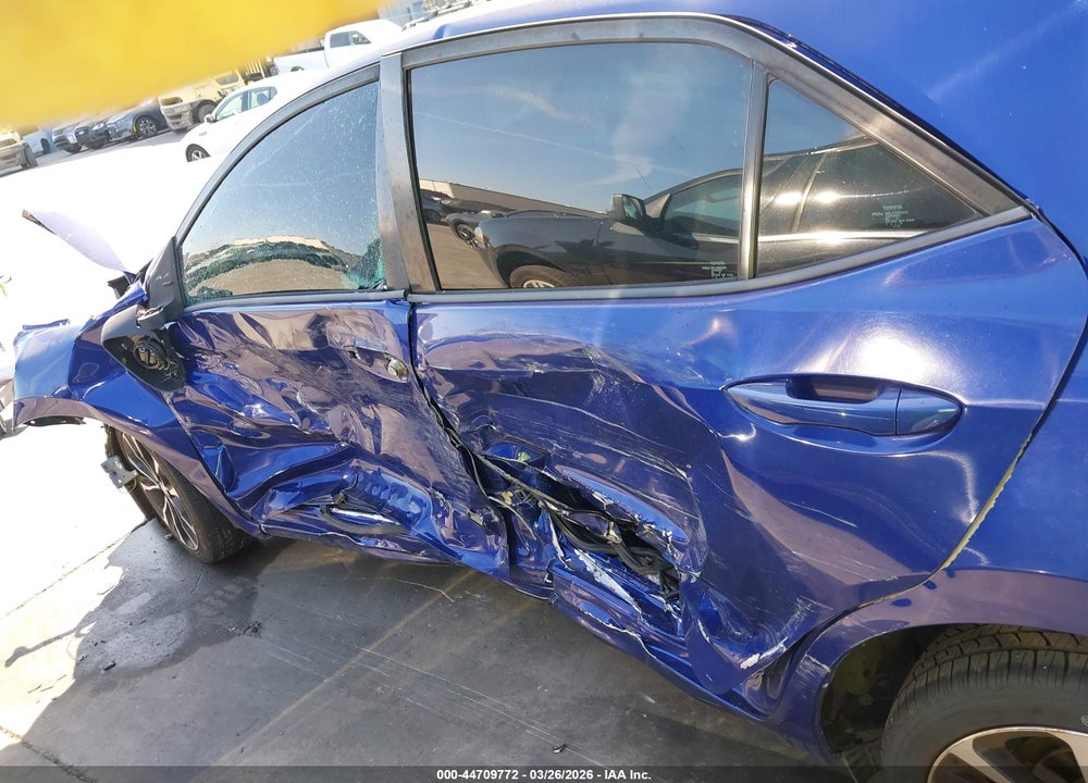 2017 TOYOTA COROLLA SE VIN: 5YFBURHE8HP619707