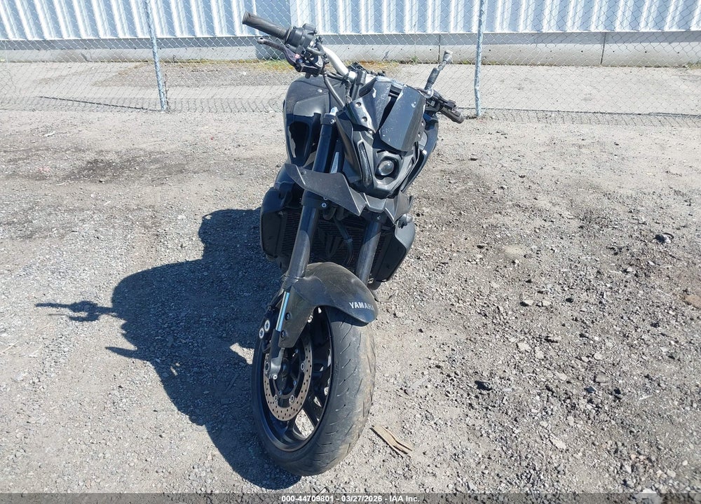 2023 YAMAHA MT09 VIN: JYARN71E7PA003487