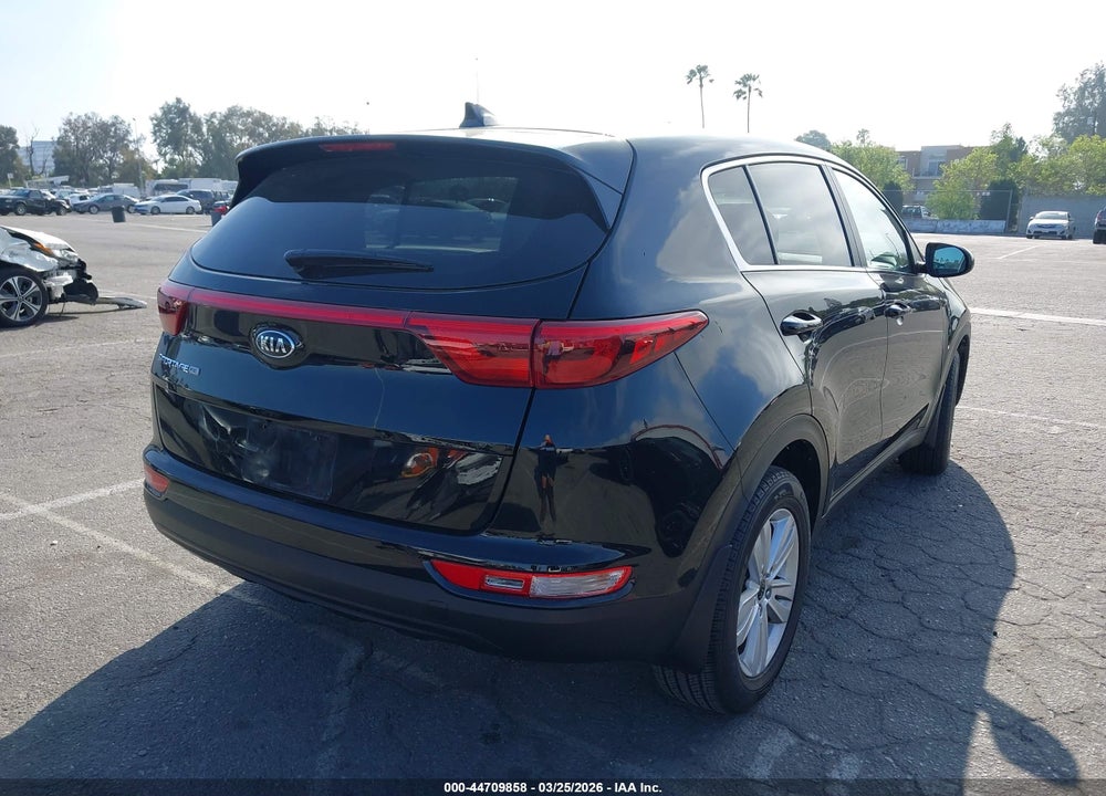 2019 KIA SPORTAGE LX VIN: KNDPM3AC7K7619430