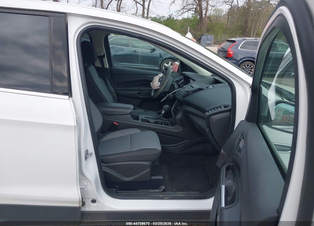 2017 FORD ESCAPE SE VIN: 1FMCU0GD9HUD16734