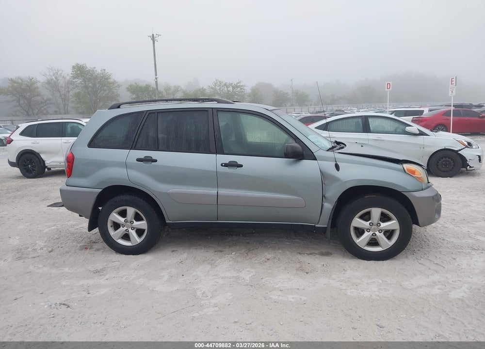 2005 TOYOTA RAV4 VIN: JTEGD20V450090637