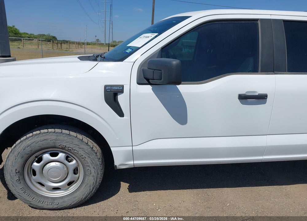 2022 FORD F-150 XL VIN: 1FTFX1E53NKD43882
