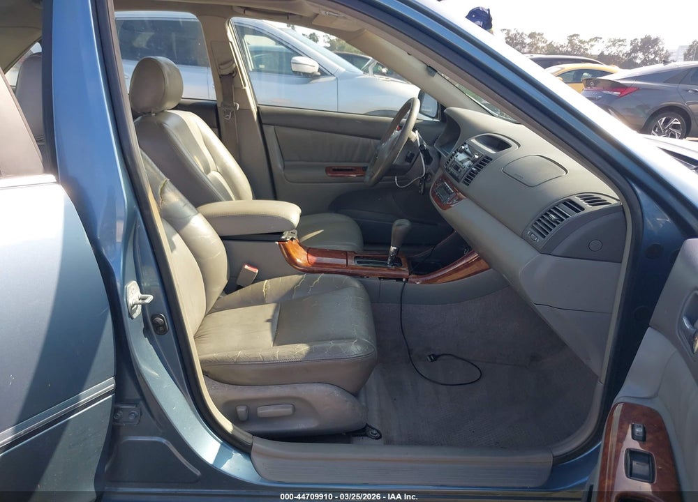 2003 TOYOTA CAMRY XLE V6 VIN: JTDBF32KX30150628