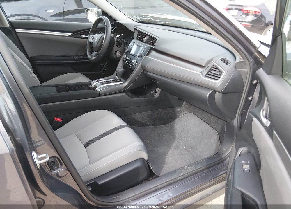 2017 HONDA CIVIC LX VIN: 19XFC2F54HE081944