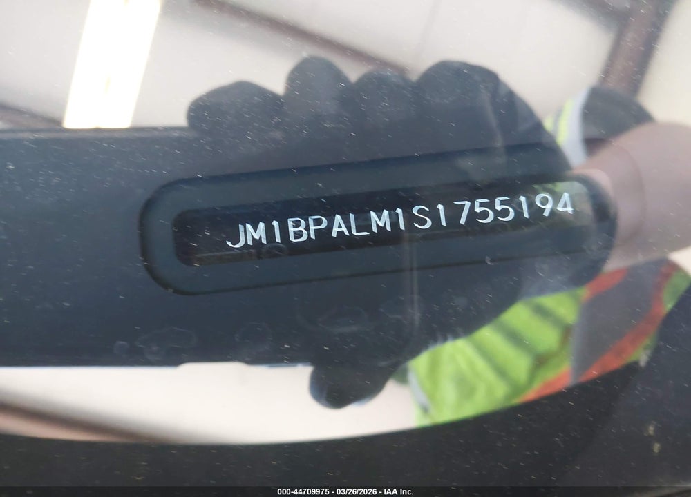 2025 MAZDA 3 2.5 S PREFERRED VIN: JM1BPALM1S1755194