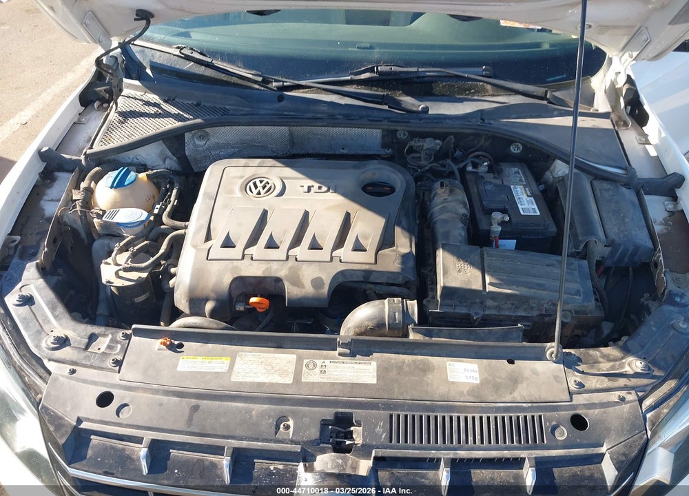 2013 VOLKSWAGEN PASSAT 2.0L TDI SEL PREMIUM VIN: 1VWCN7A35DC051138