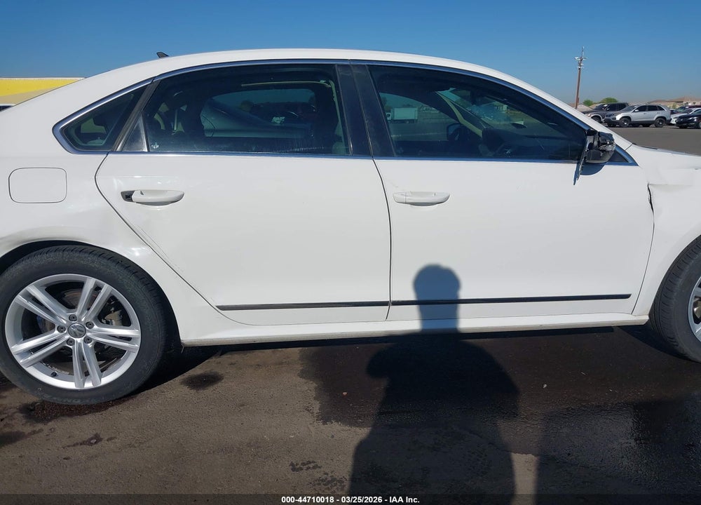 2013 VOLKSWAGEN PASSAT 2.0L TDI SEL PREMIUM VIN: 1VWCN7A35DC051138