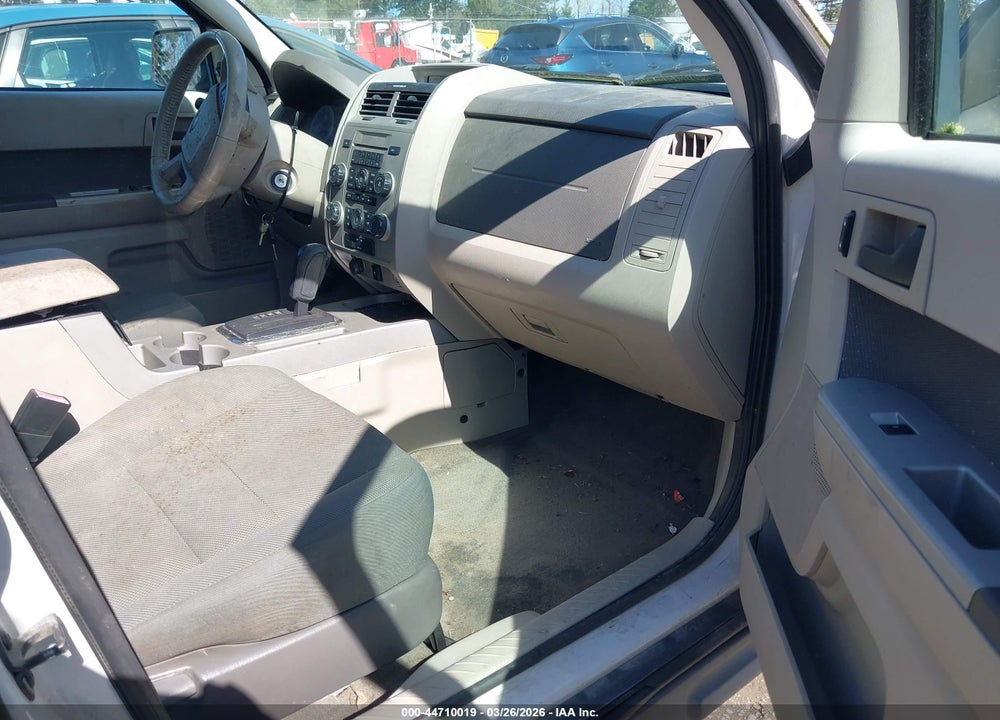 2009 FORD ESCAPE XLT VIN: 1FMCU93G99KC49389