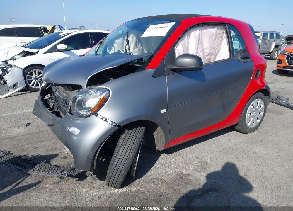 2018 SMART FORTWO ELECTRIC DRIVE PURE VIN: WMEFJ9BA4JK306269