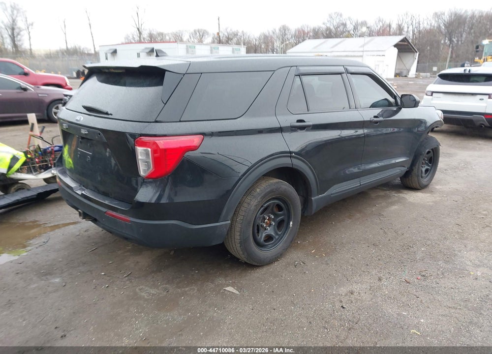 2022 FORD POLICE INTERCEPTOR VIN: 1FM5K8AB2NGB76864