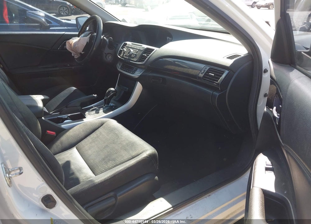 2014 HONDA ACCORD SPORT VIN: 1HGCR2F52EA094404