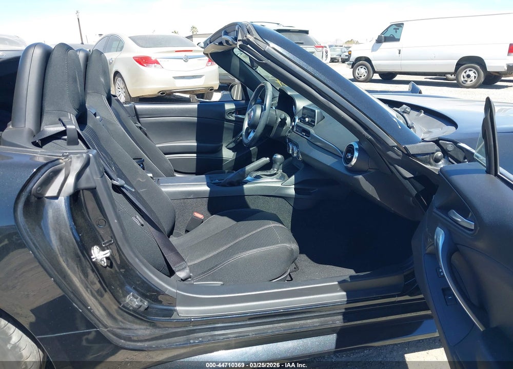 2018 FIAT 124 SPIDER CLASSICA VIN: JC1NFAEK9J0138428