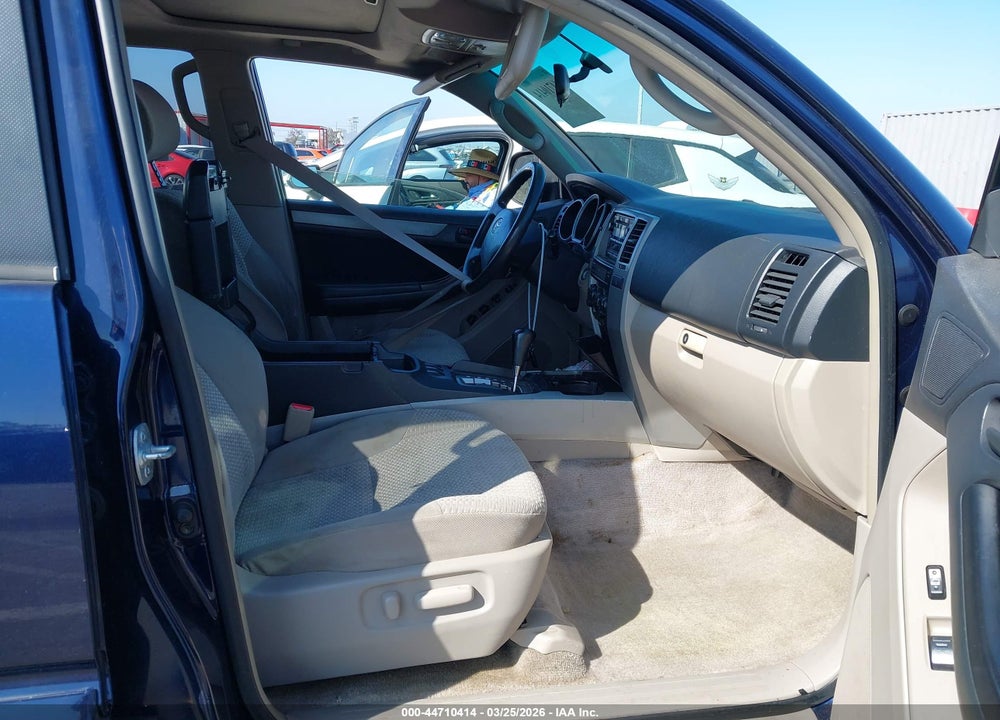 2006 TOYOTA 4RUNNER SR5 V8 VIN: JTEZT14R068009185
