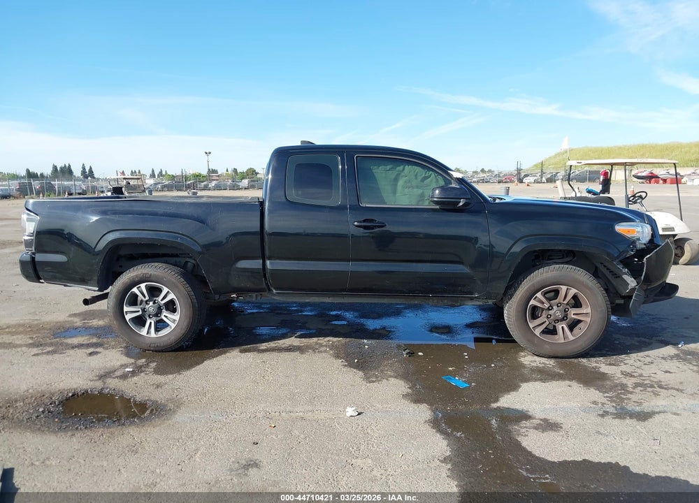 2018 TOYOTA TACOMA SR VIN: 5TFRX5GN6JX106205