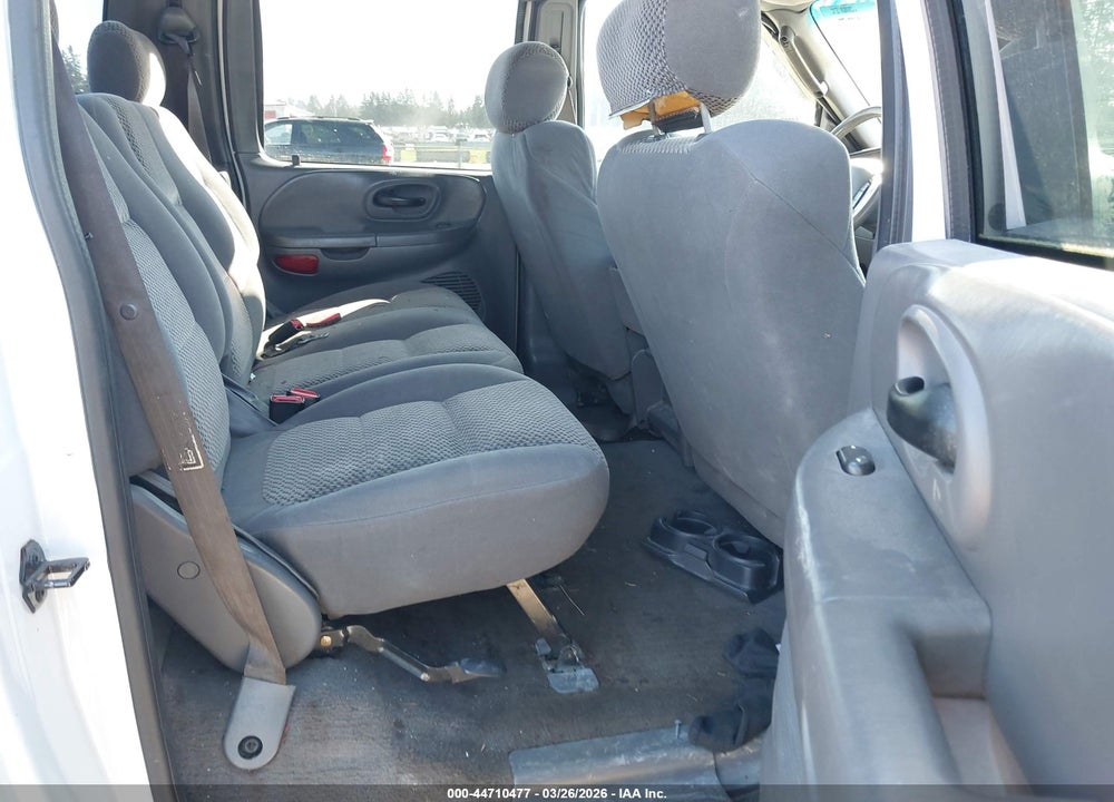 2002 FORD F-150 LARIAT/XLT VIN: 1FTRW08L72KC45695