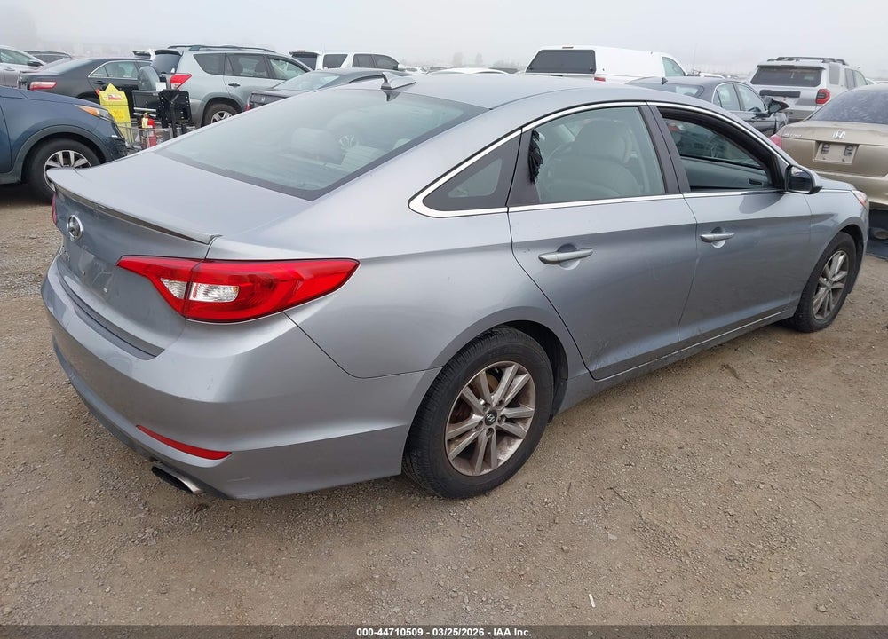 2016 HYUNDAI SONATA SE VIN: 5NPE24AF1GH357470