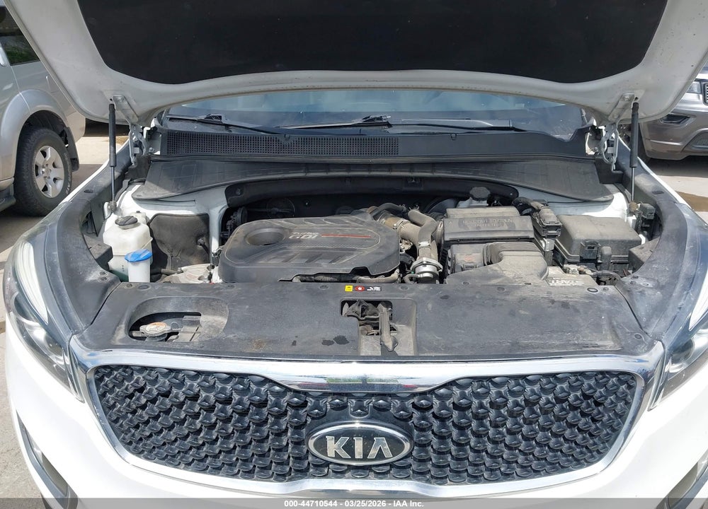 2017 KIA SORENTO 2.0T EX VIN: 5XYPH4A14HG277357