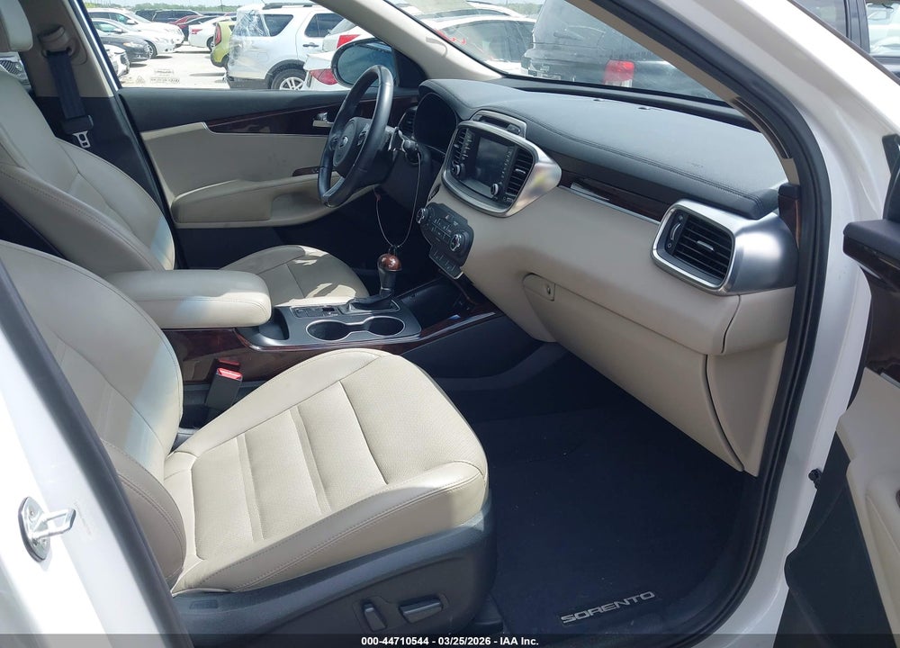 2017 KIA SORENTO 2.0T EX VIN: 5XYPH4A14HG277357