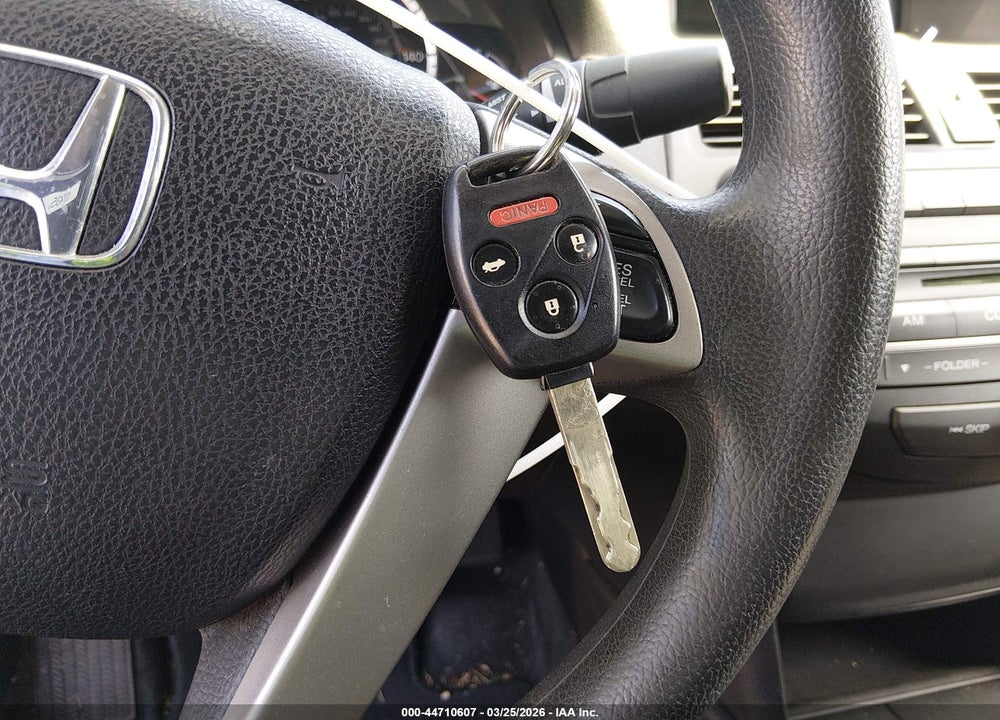 2010 HONDA ACCORD 2.4 LX VIN: 1HGCP2F38AA046582