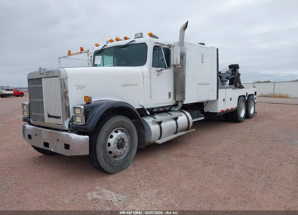 1992 INTERNATIONAL 9000 9300 VIN: 2HSFBB7R8NC055937