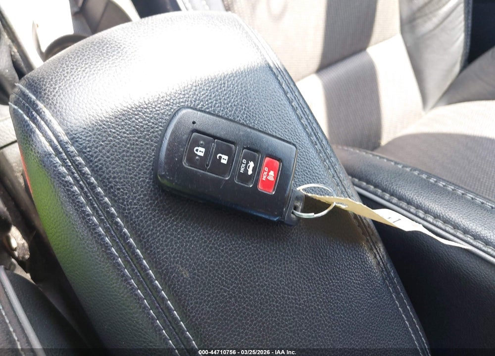 2016 TOYOTA COROLLA S PLUS VIN: 5YFBURHEXGP554891