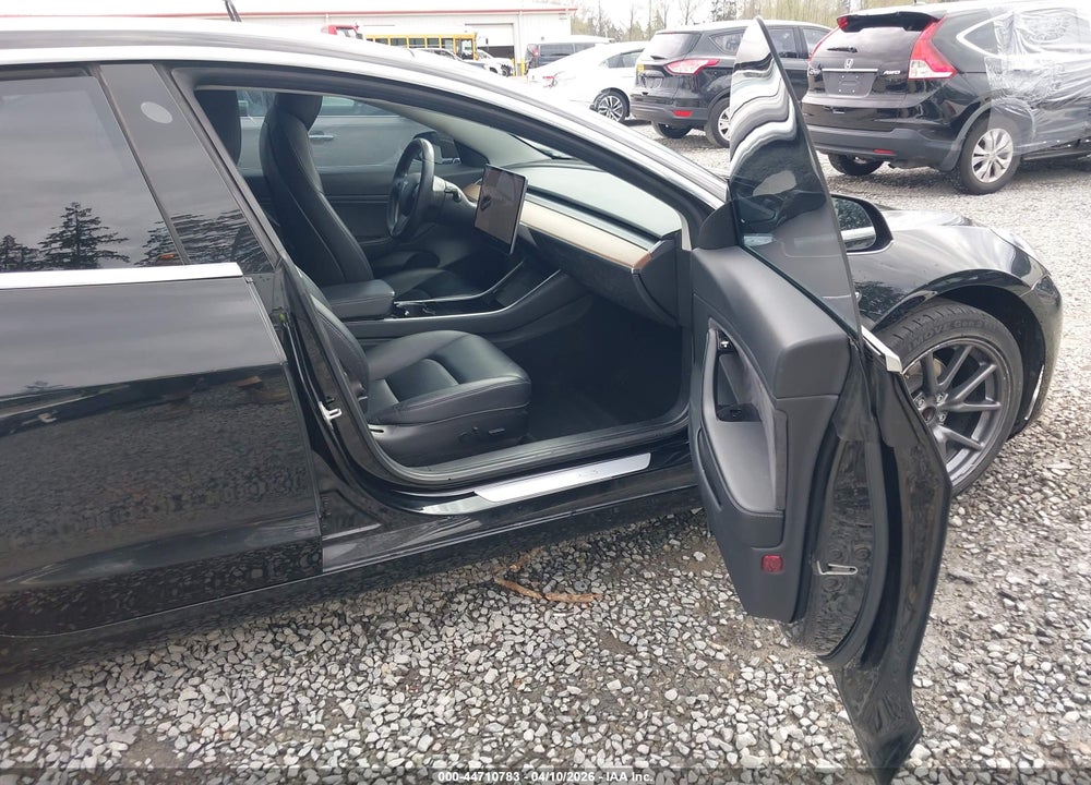 2018 TESLA MODEL 3 LONG RANGE/MID RANGE VIN: 5YJ3E1EA2JF109049