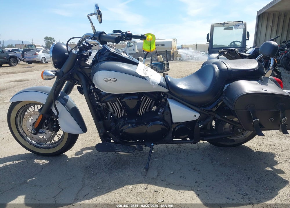 2021 KAWASAKI VN900 B VIN: JKAVN2B19MA100424