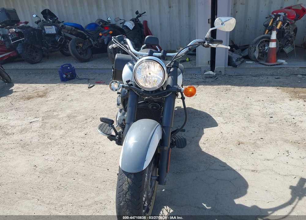 2021 KAWASAKI VN900 B VIN: JKAVN2B19MA100424
