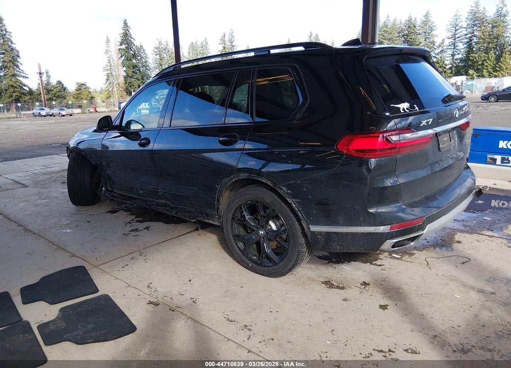 2021 BMW X7 XDRIVE40I VIN: 5UXCW2C02M9G63818