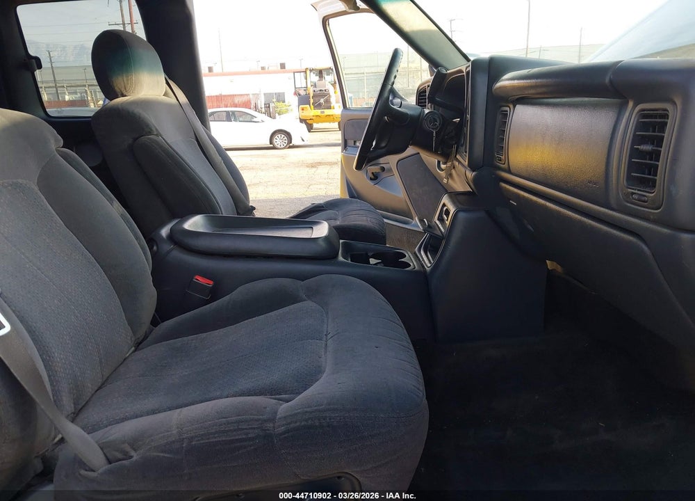 2001 CHEVROLET SILVERADO 1500 LS VIN: 1GCEK19T31E148747