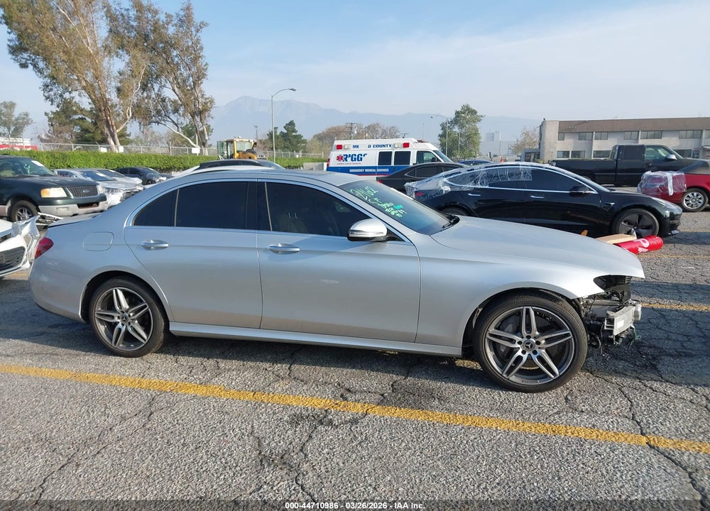 2018 MERCEDES-BENZ E 300 VIN: WDDZF4JB0JA465862